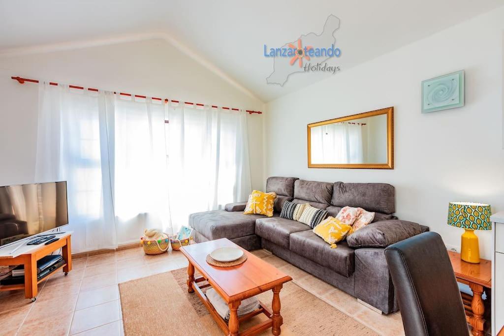Casita El Faro En Playa Bastian Aircon In The Bedrooms Vv Costa Teguise Exterior foto